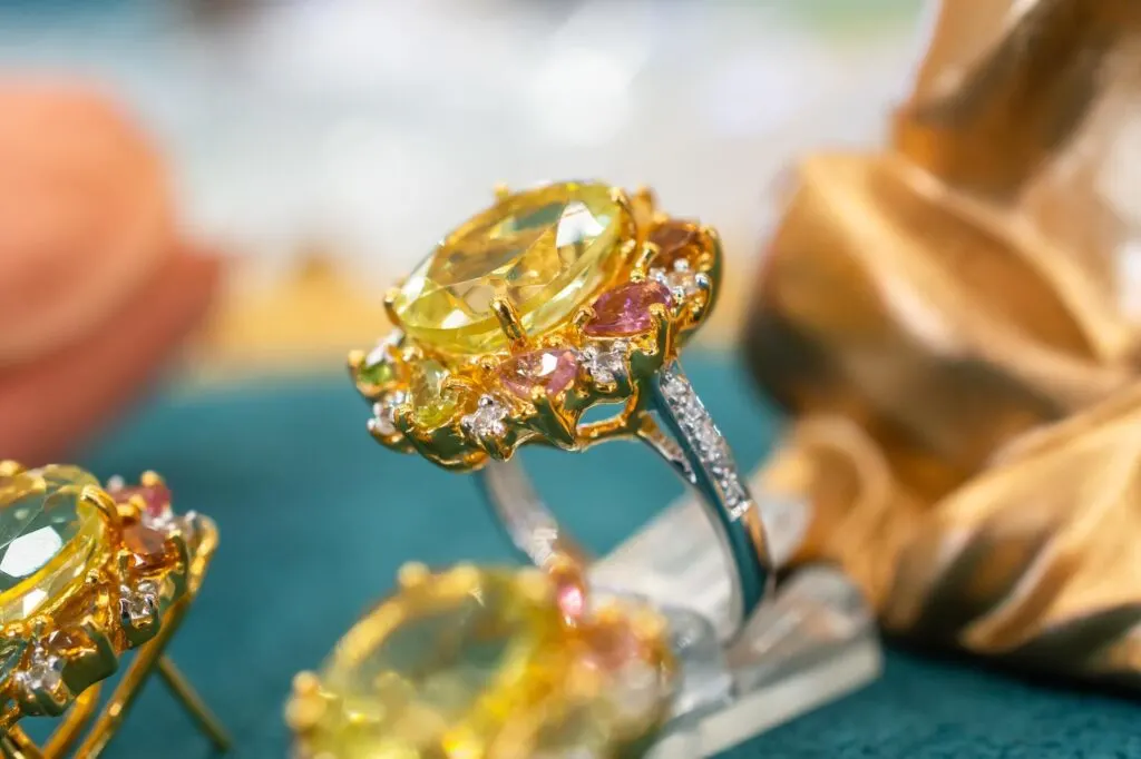 Yellow topaz ring